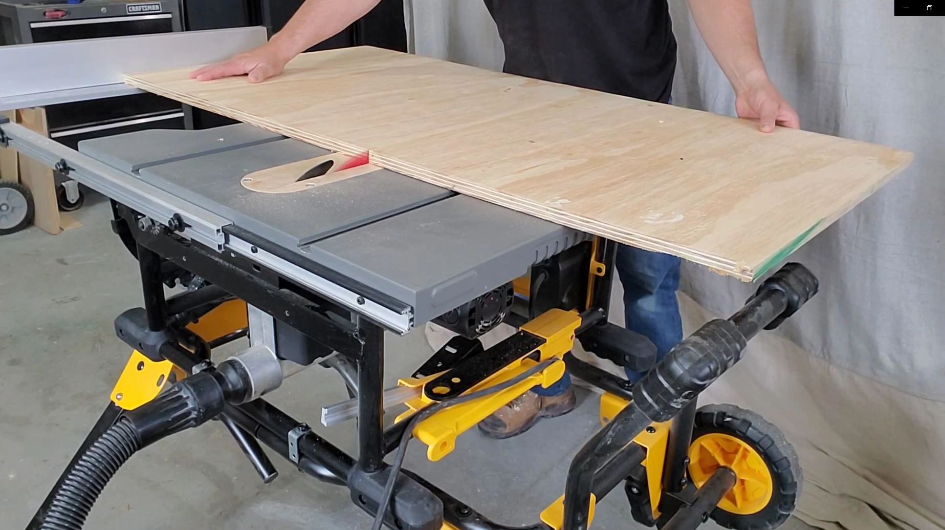 DeWalt 7491 Folding Outfeed Table